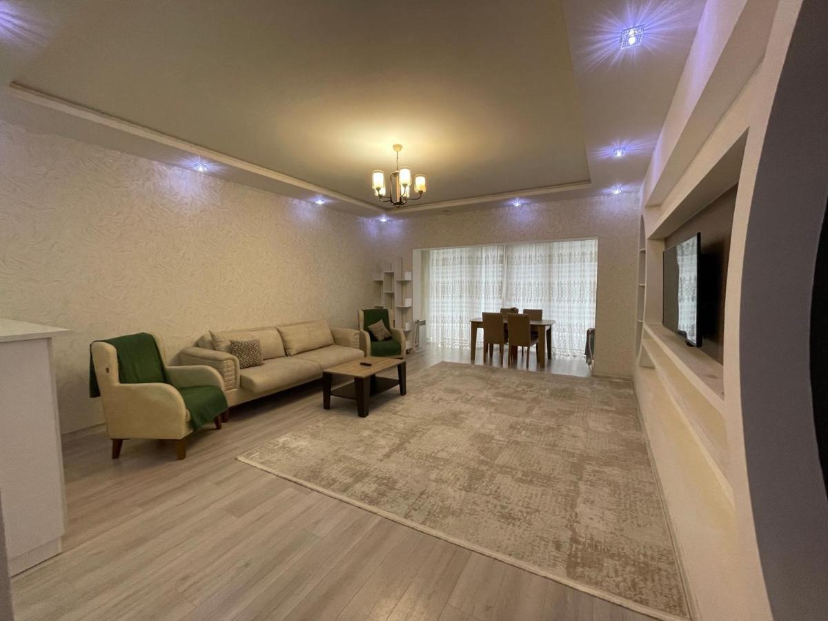 Park Azure Luxury Apartamento Baku Exterior foto