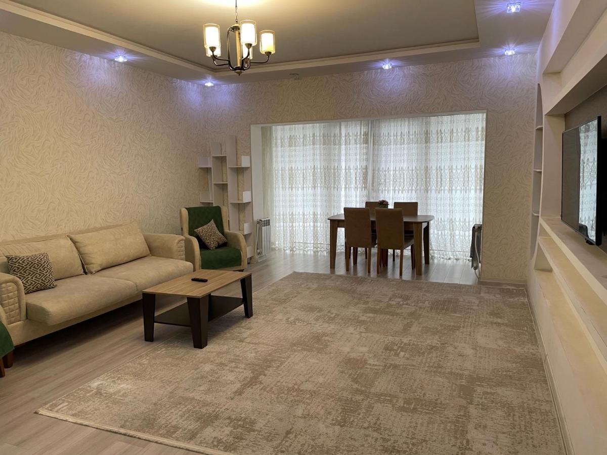 Park Azure Luxury Apartamento Baku Exterior foto